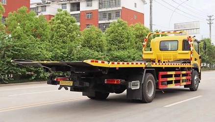 国六福田欧航清障车