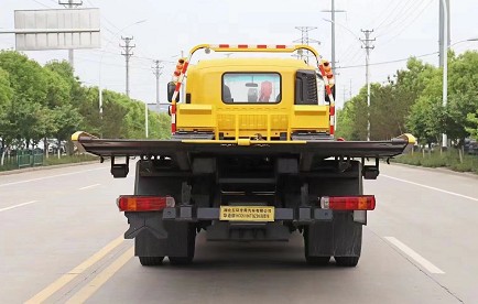 国六福田欧航清障车