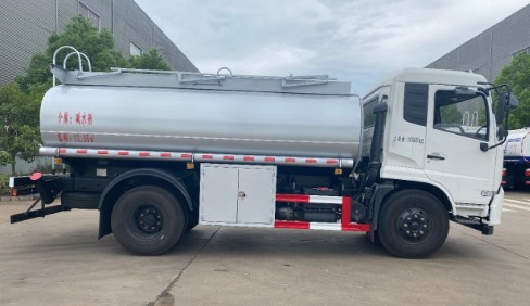 12方普通液体运输车_12方东风天锦普货罐式运输车 12方普通液体运输车_12方东风天锦普货罐式运输车